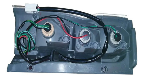 Stop Derecho Nissan Urvan E24 Modelo 2005 - Image 5
